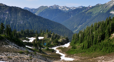 Egg lake from the main trail