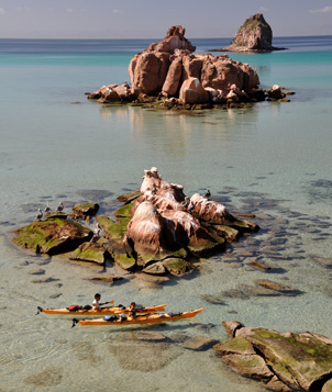 Judit and José Miguel paddling in Candelero Bay