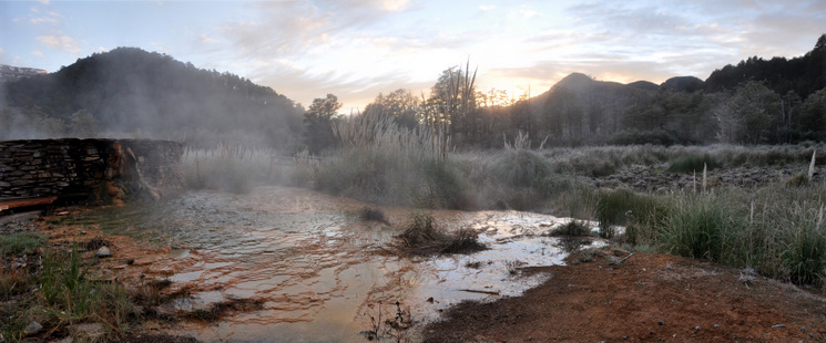 Sunrise at Lahuen Co hot springs Sunrise at Lahuen Co hot springs