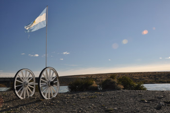 Bandera en Estancia La Leona